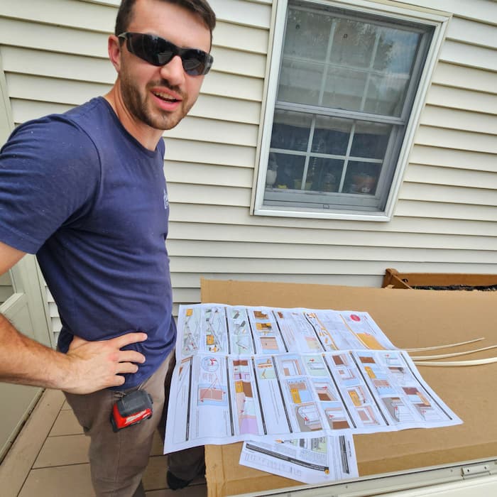 garrety-oh-sunrooms-employees A happy Garrety Home Pros of Ohio worker